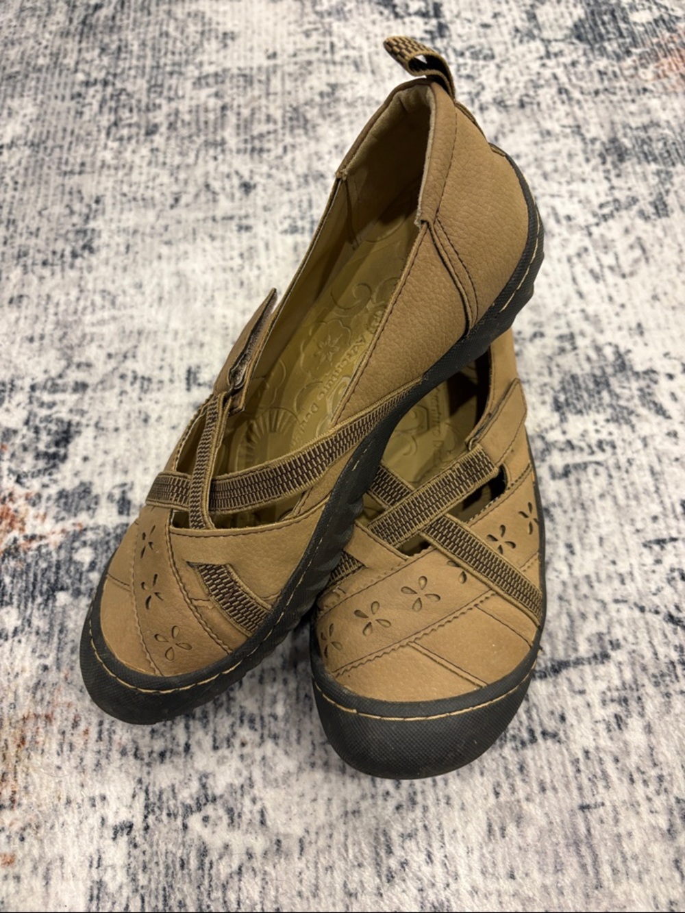 JBU Comet Vegan Mary Jane Style Womens Comfort Walking Shoe size 8M